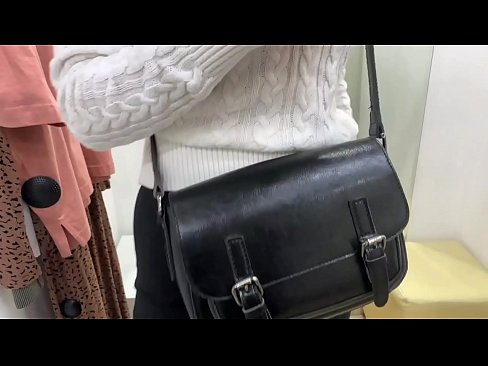 ❤️ ציבור מאַסטערביישאַן פון יונג הור פעראַלבעררי מיט אַ דילדאָ אין די פּאַסן צימער פּאָרנאָ ביי אונדז yi.serviporno.ru ❌❤